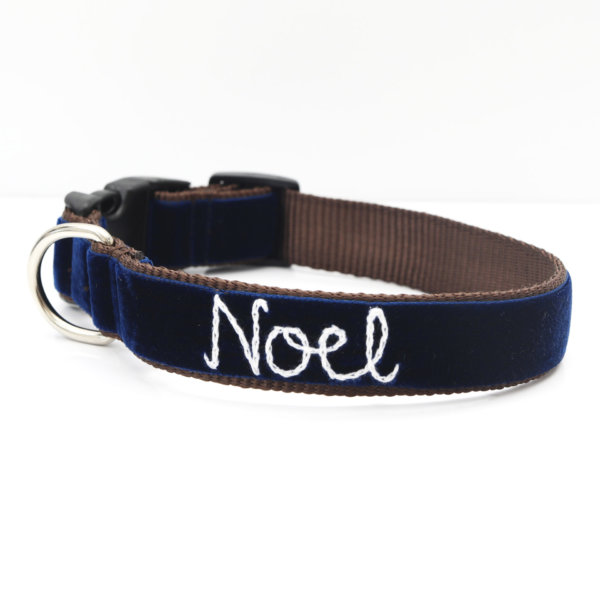 navy embroidered dog collar Noel Velvet