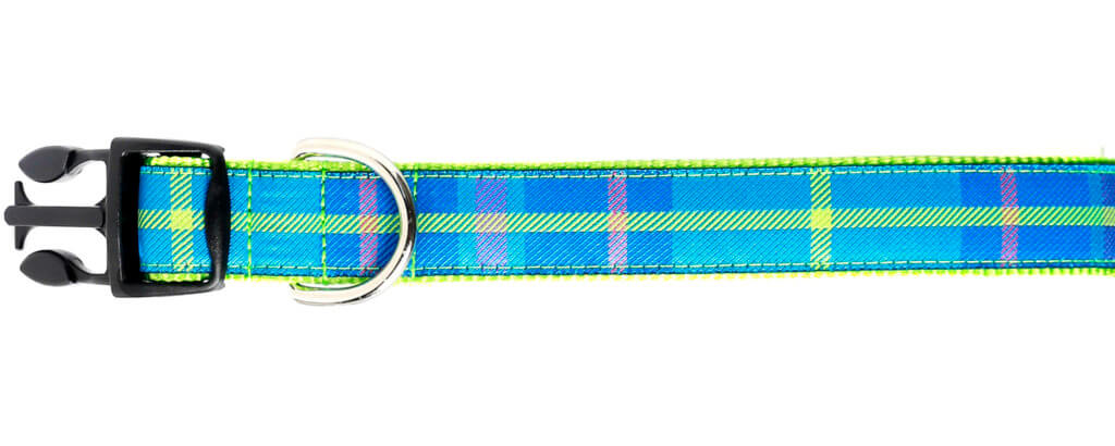 Scotty Bow Tie Collar Forest Plaid