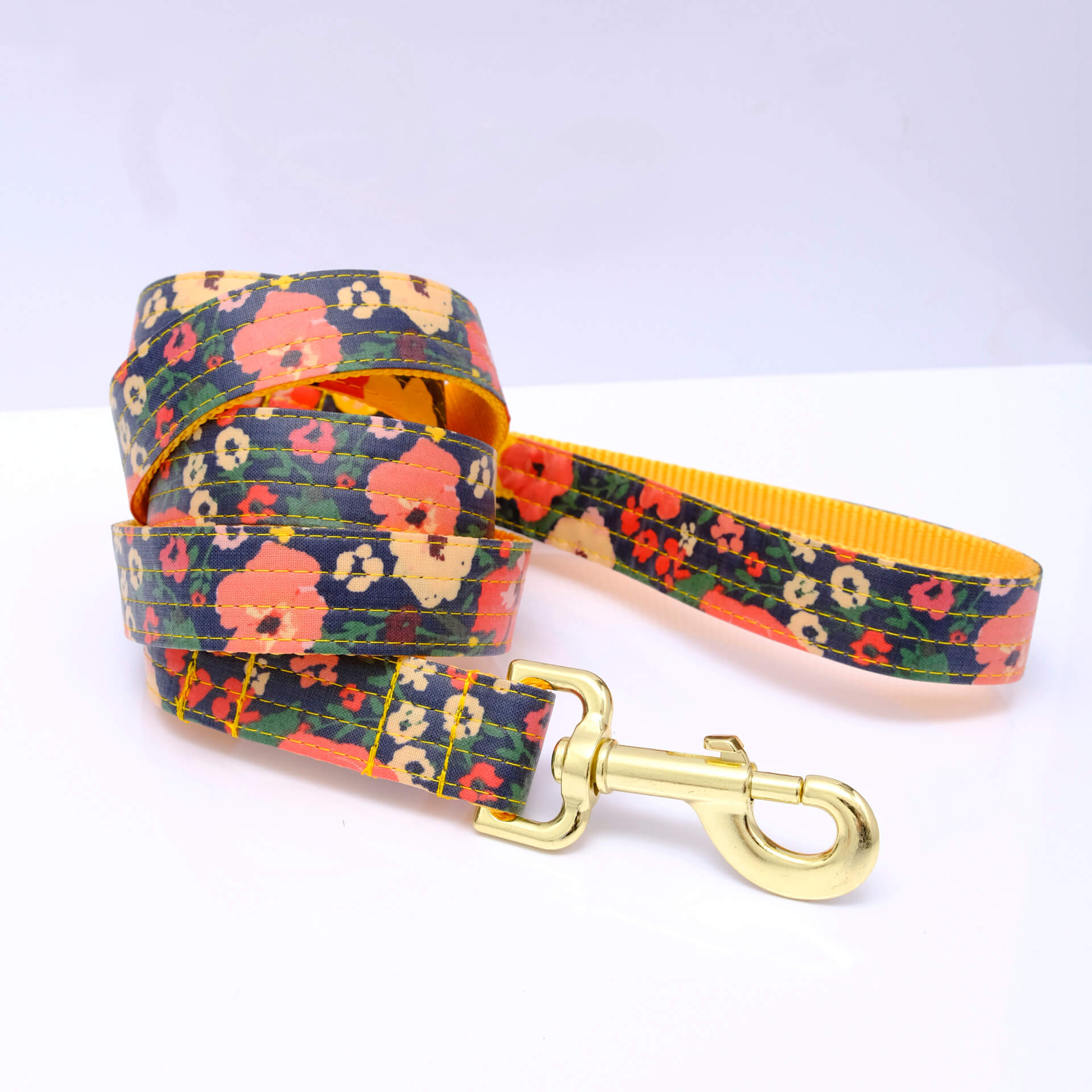 meadow laminated dog leash floral