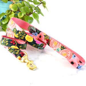 juliet navy floral dog leash rifle paper co