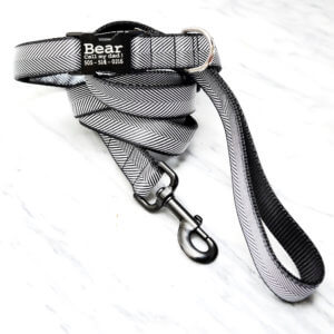 black white herringbone collar