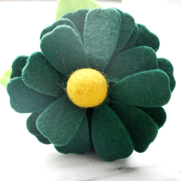 hunter green dog collar flower