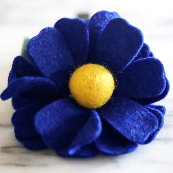 dark blue daisy for dog collar