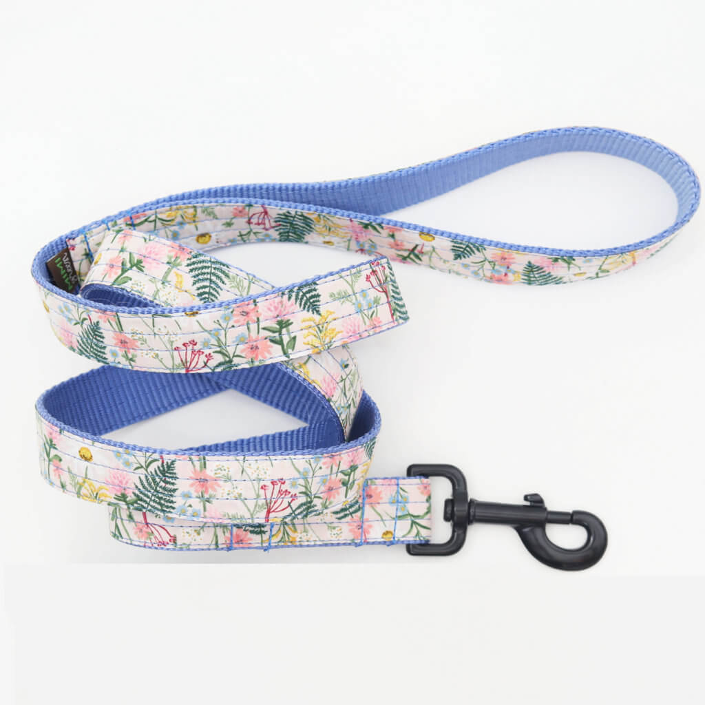 Pink Daisy Dog Leash
