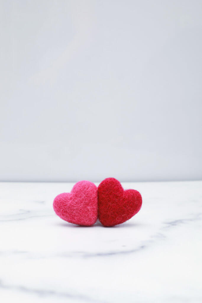 pink dog collar hearts