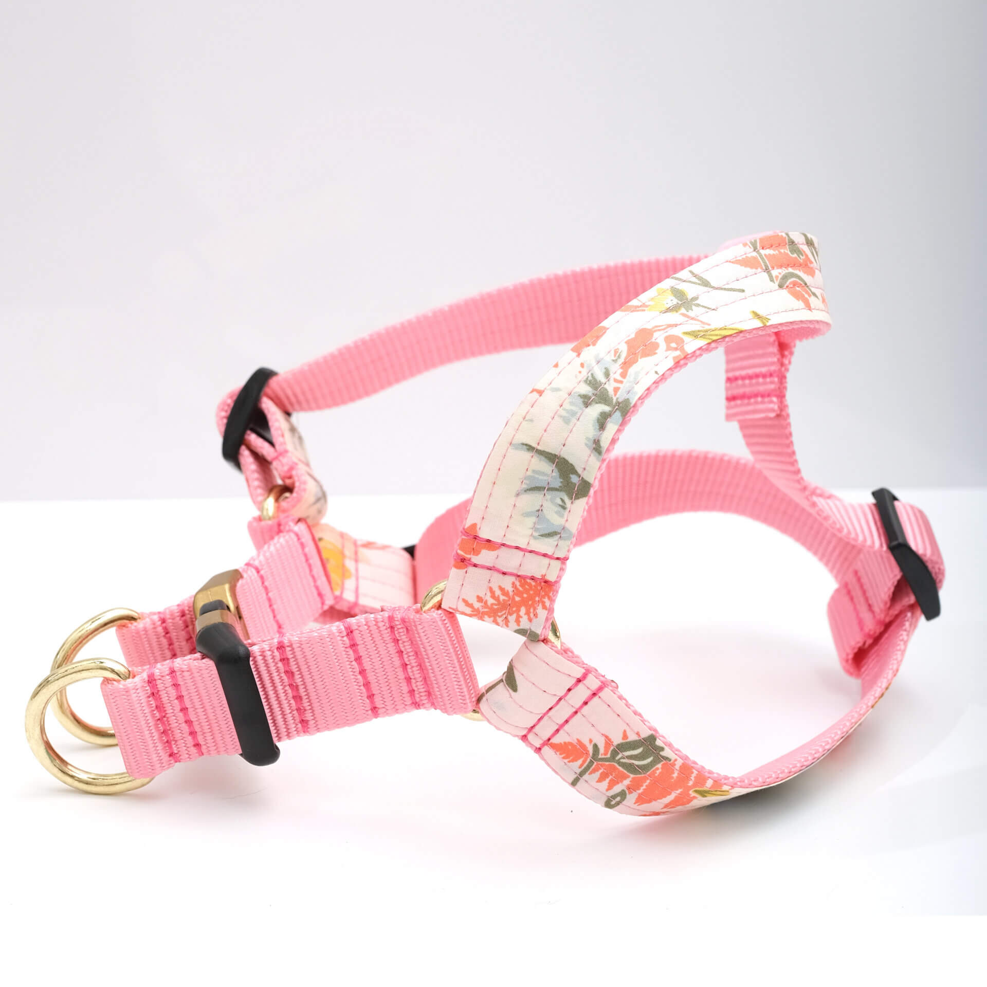 step in harness pink flowers Lulu