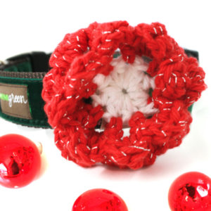 Holiday Tinsel Dog Collar Flower