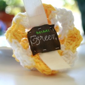 Buttered Popcorn Dog Collar Flower