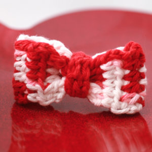 DD: Valentine's Day Collar Bow Tie
