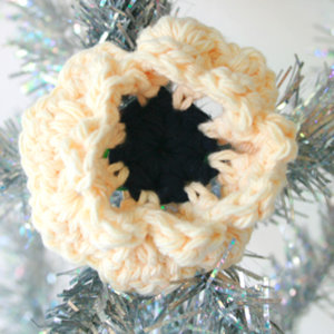 Snowflake Dog Collar Flower